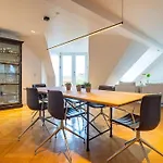 Central Penthouse With Panoramic Private Terrace