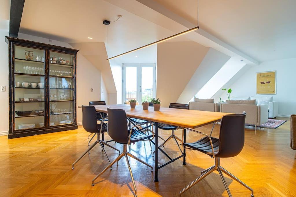Central Penthouse With Panoramic Private Terrace Apartamento Copenhague