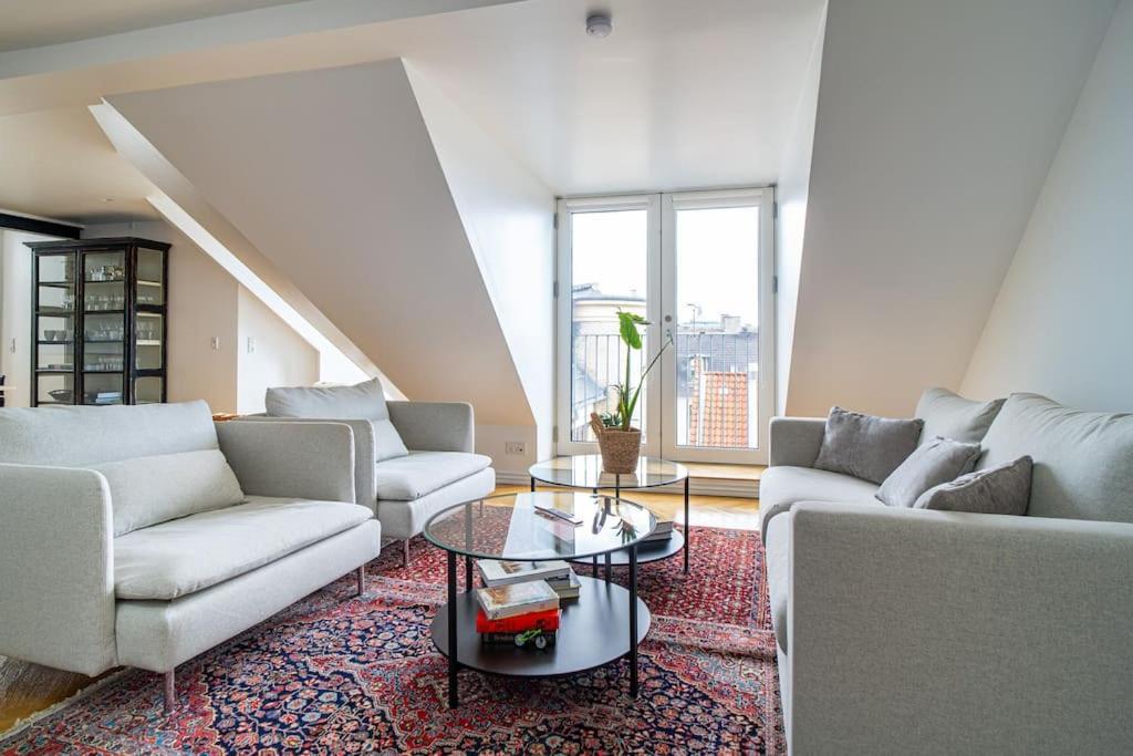 Central Penthouse With Panoramic Private Terrace *