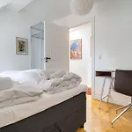 Central Penthouse With Panoramic Private Terrace